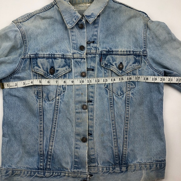 Vintage Levi's Denim Jean Jacket - Picture 3 of 4